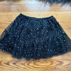 Girls 7/8 Black skirt
Silver Shimmery Ruffle Tulle overlay